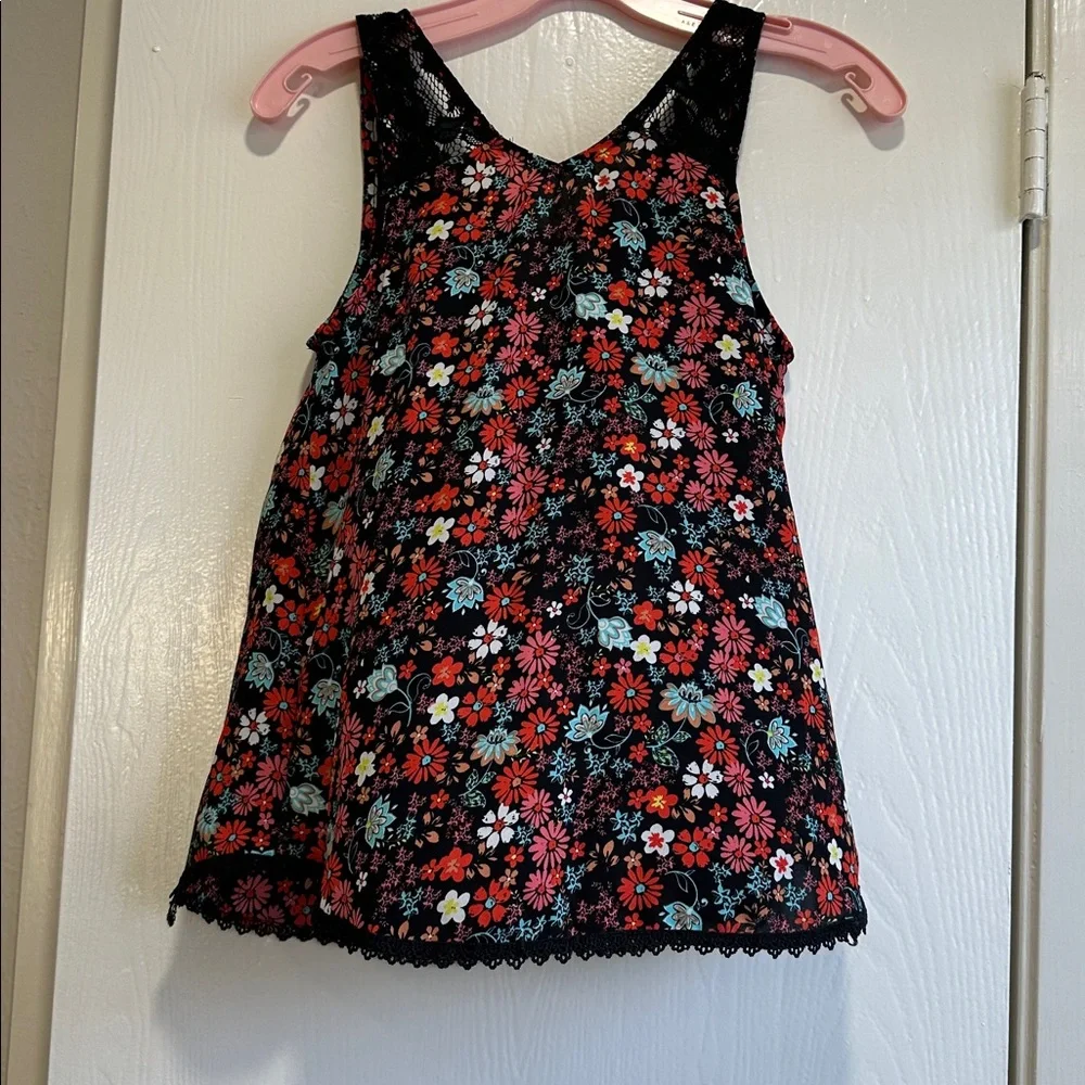 Belle Du Jour Black and Red Floral Tank Top - Picture 6 of 7